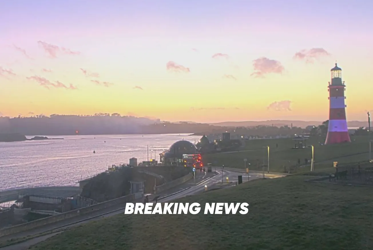 Large fire breaks out at Mount Edgcumbe